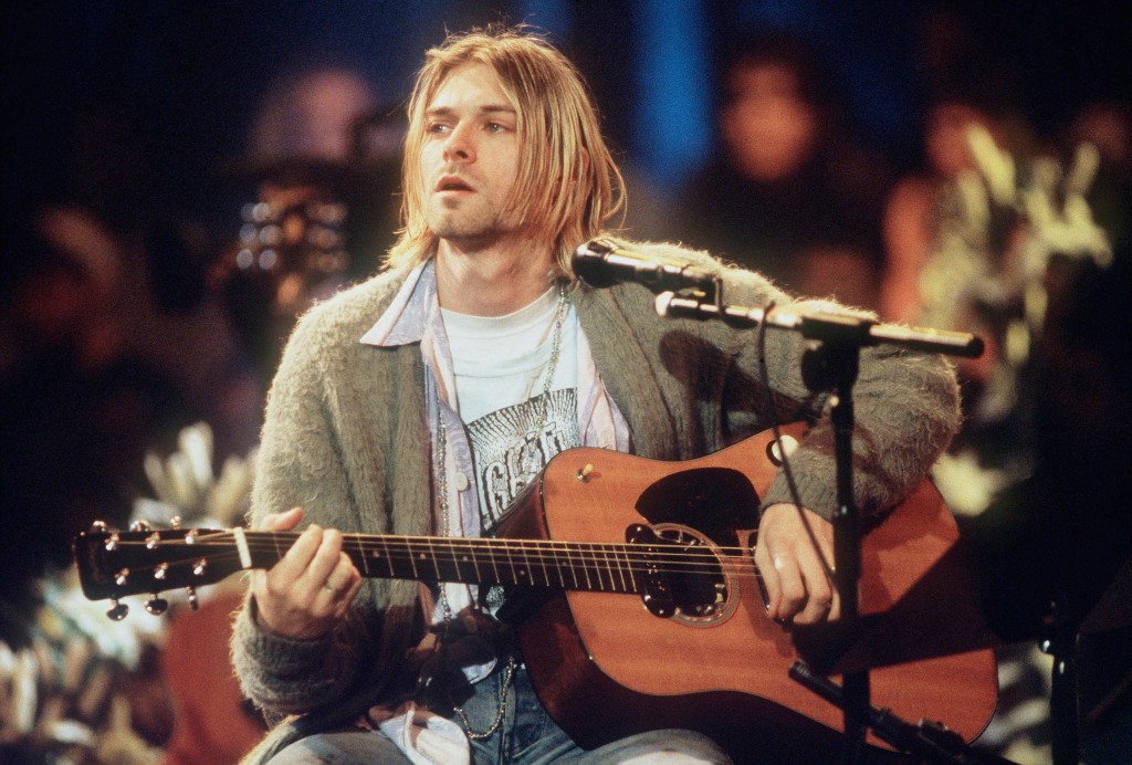 kurt-cobain-nirvana-mtv-unplugged-e3627468-cb34-46be-a8ce-39d305a356d7